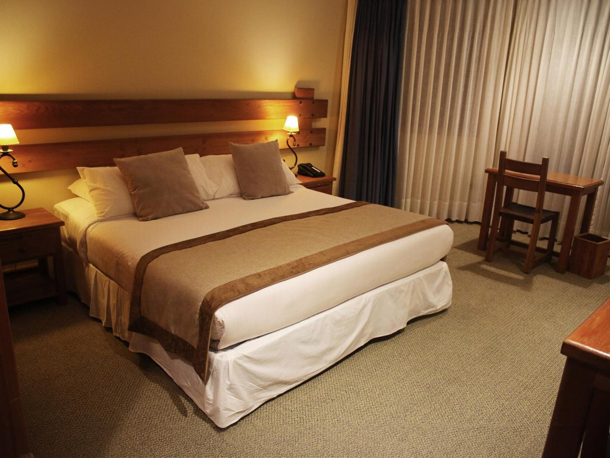 Loberias Del Sur Hotel Puerto Chacabuco Exterior photo