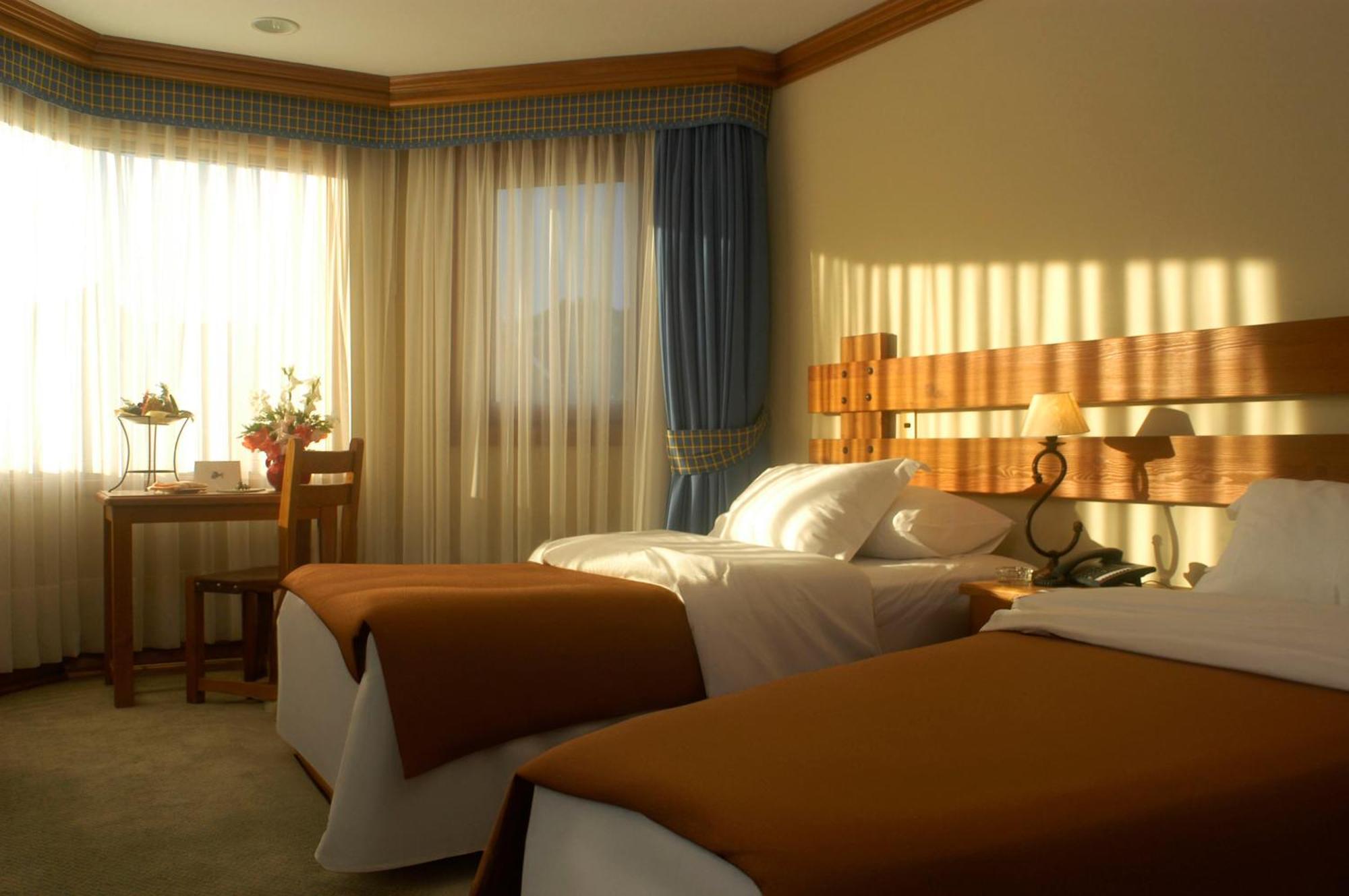Loberias Del Sur Hotel Puerto Chacabuco Exterior photo