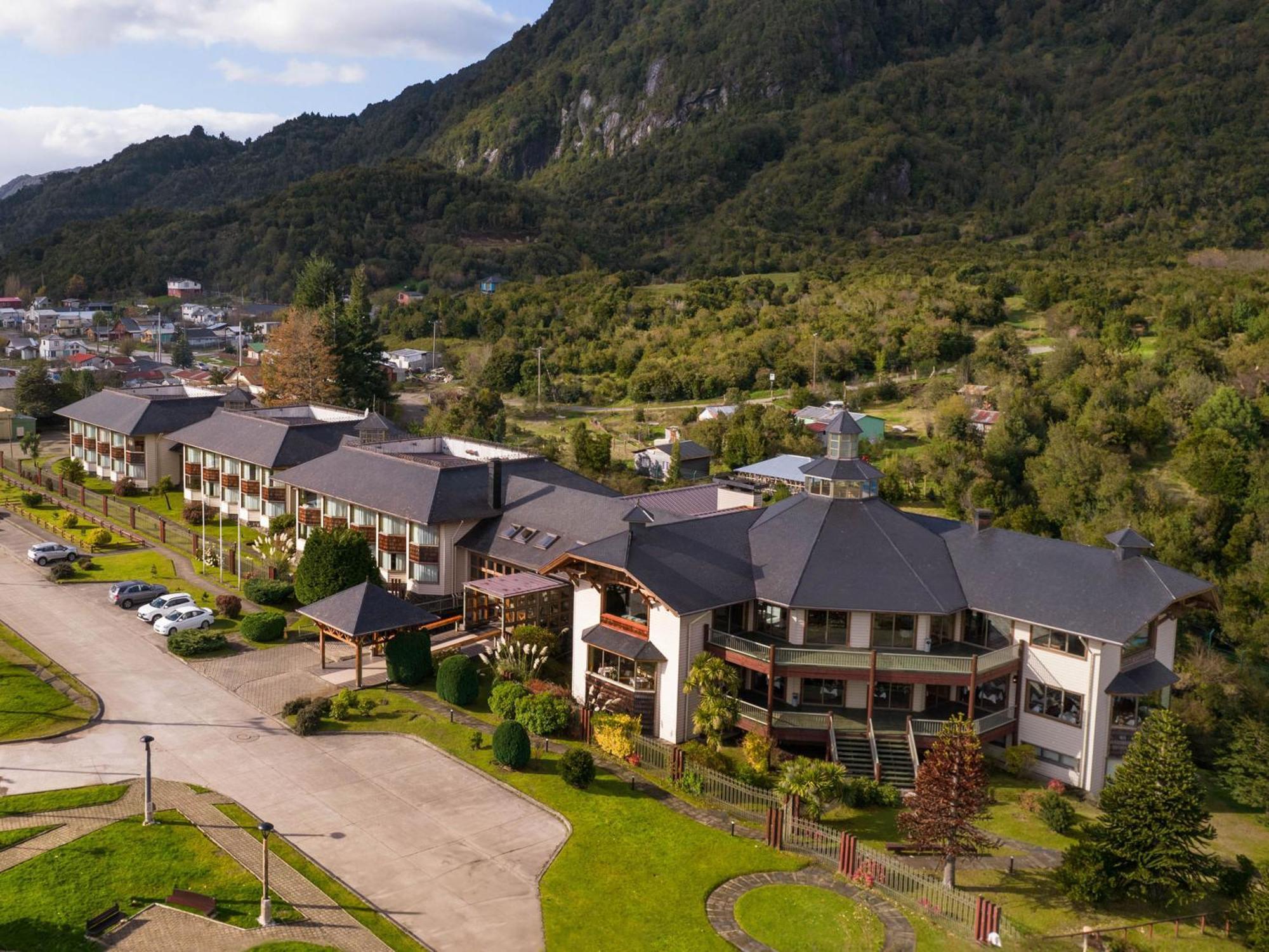 Loberias Del Sur Hotel Puerto Chacabuco Exterior photo